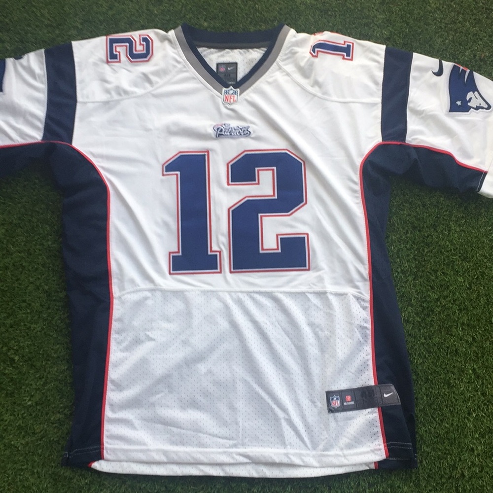 New England patriots jersey Tom Brady.